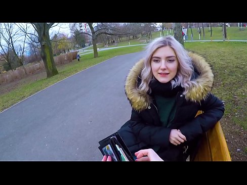 ❤️ Para için bir yabancının sıcak boşalmasını yutar - parkta Eva Elfie tarafından oral seks Sikiş videosu tr.teenactivewear.ru